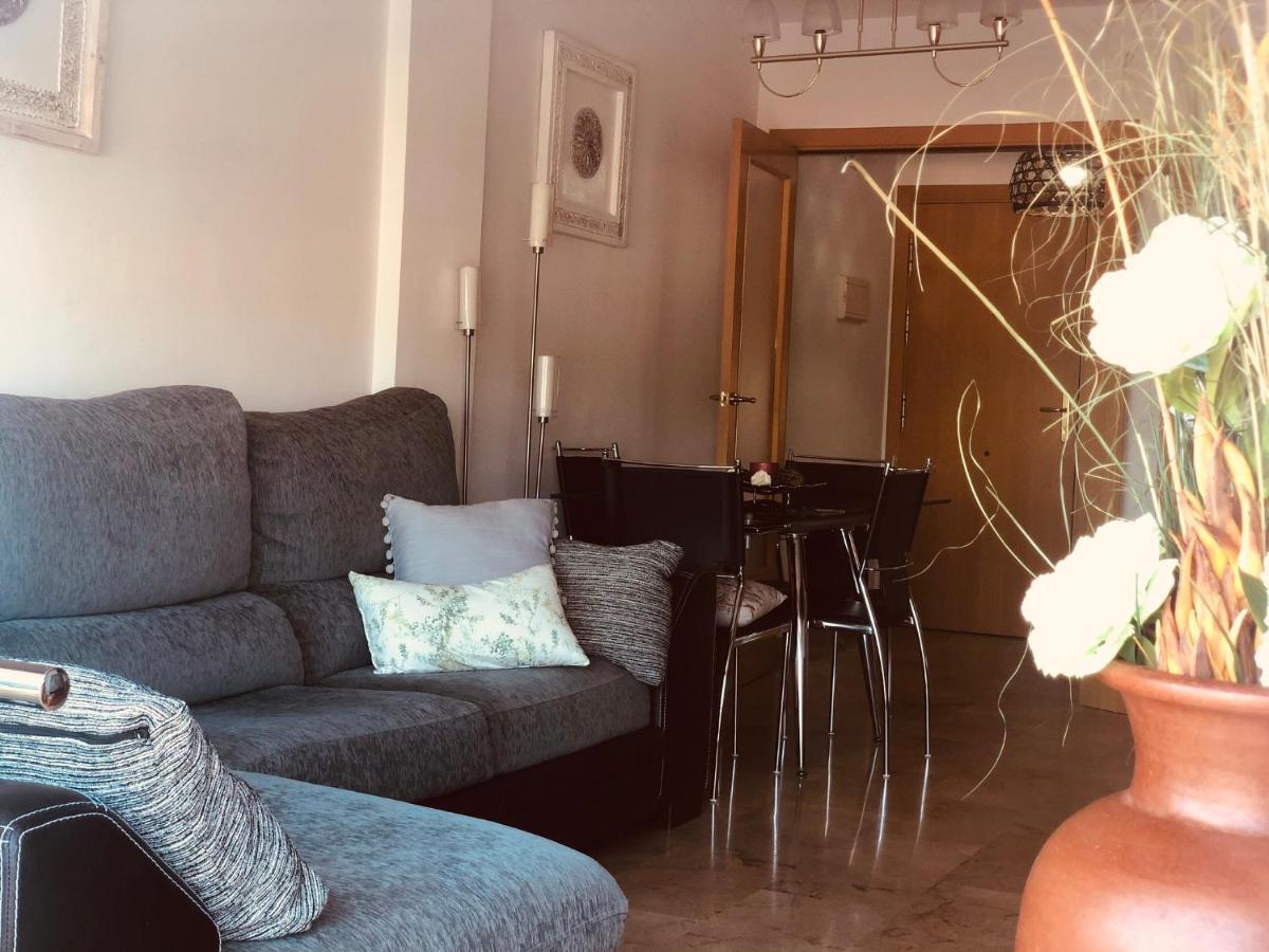 Apartamento Con Terraza Y Piscina En Malgrat De Mar Bagian luar foto
