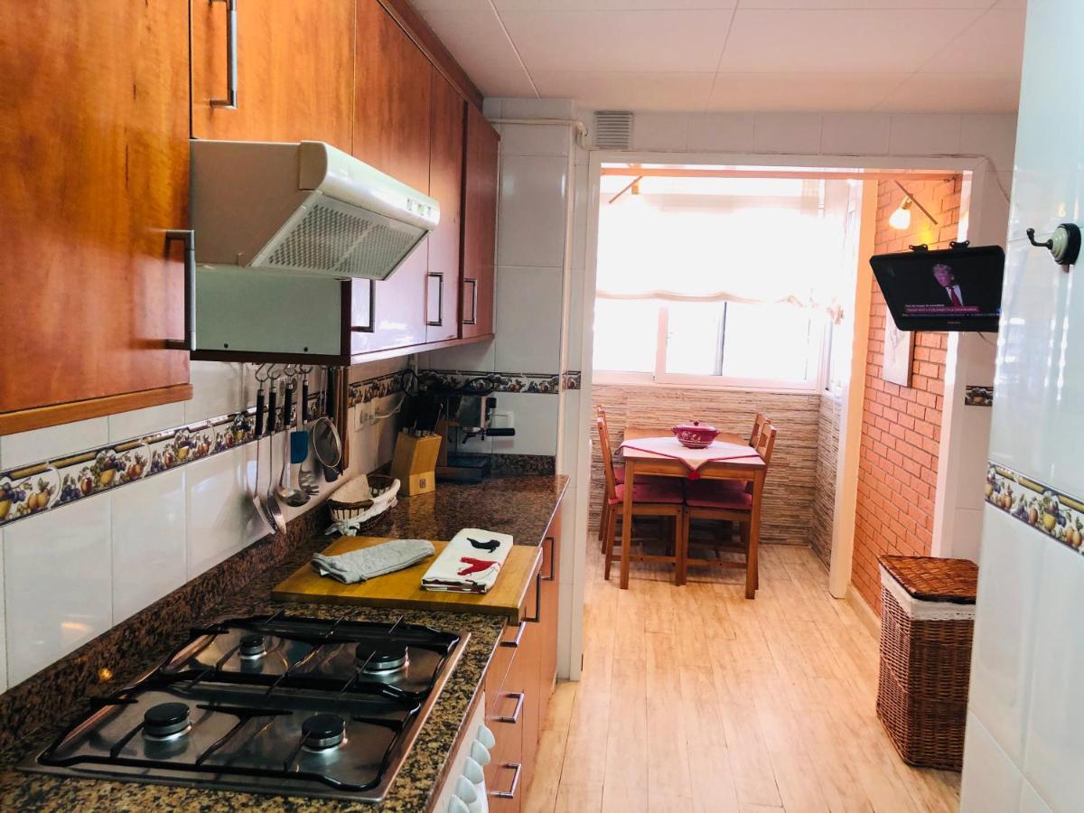 Apartamento Con Terraza Y Piscina En Malgrat De Mar Bagian luar foto